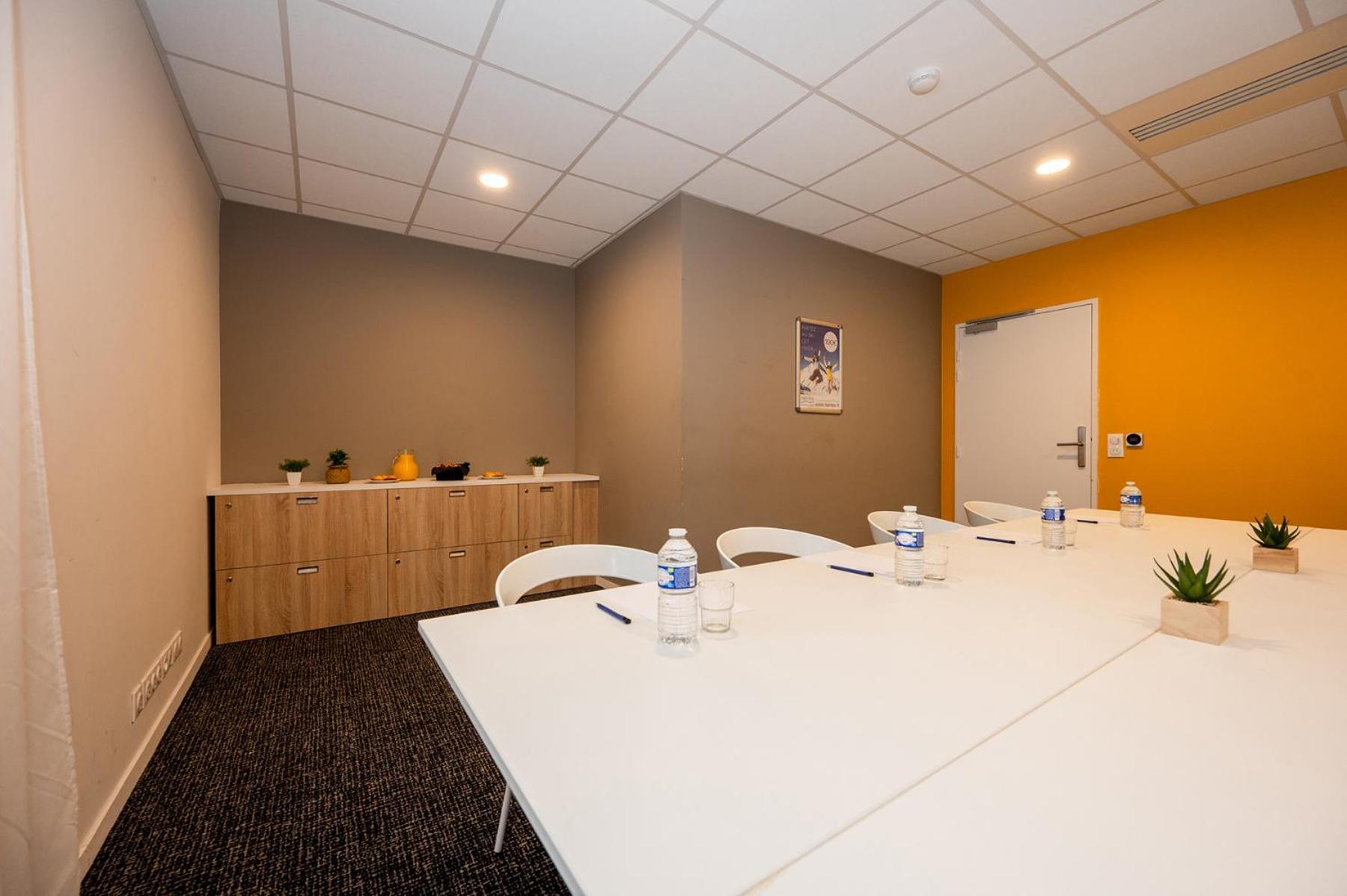 Nemea Appart Hotel Europe Velizy Villacoublay Exterior foto